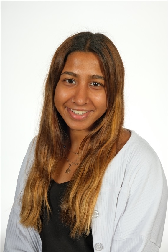 Munnien Meet the Staff | Foxborough Primary School Common Road, Slough, SL3 8TX